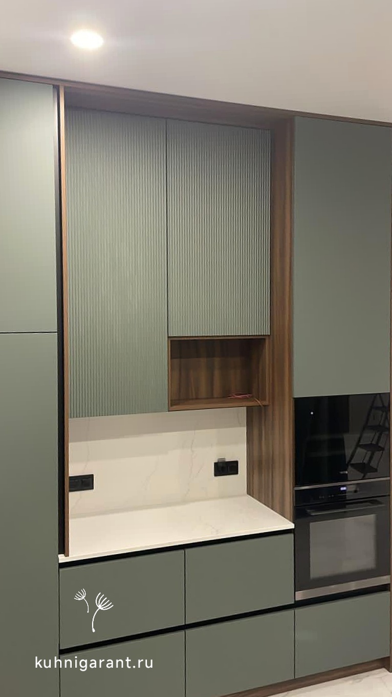 кухня Кухня хвоя эмаль рифленная + двухст. пластик