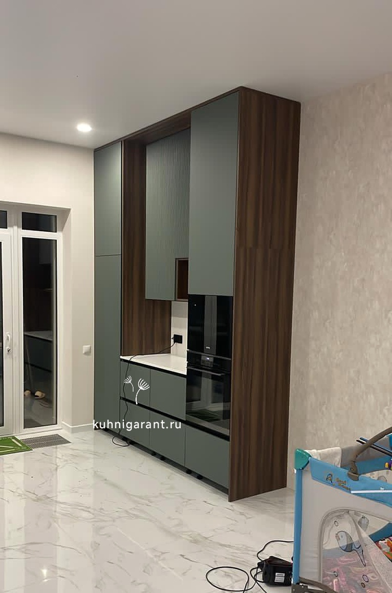 кухня Кухня хвоя эмаль рифленная + двухст. пластик